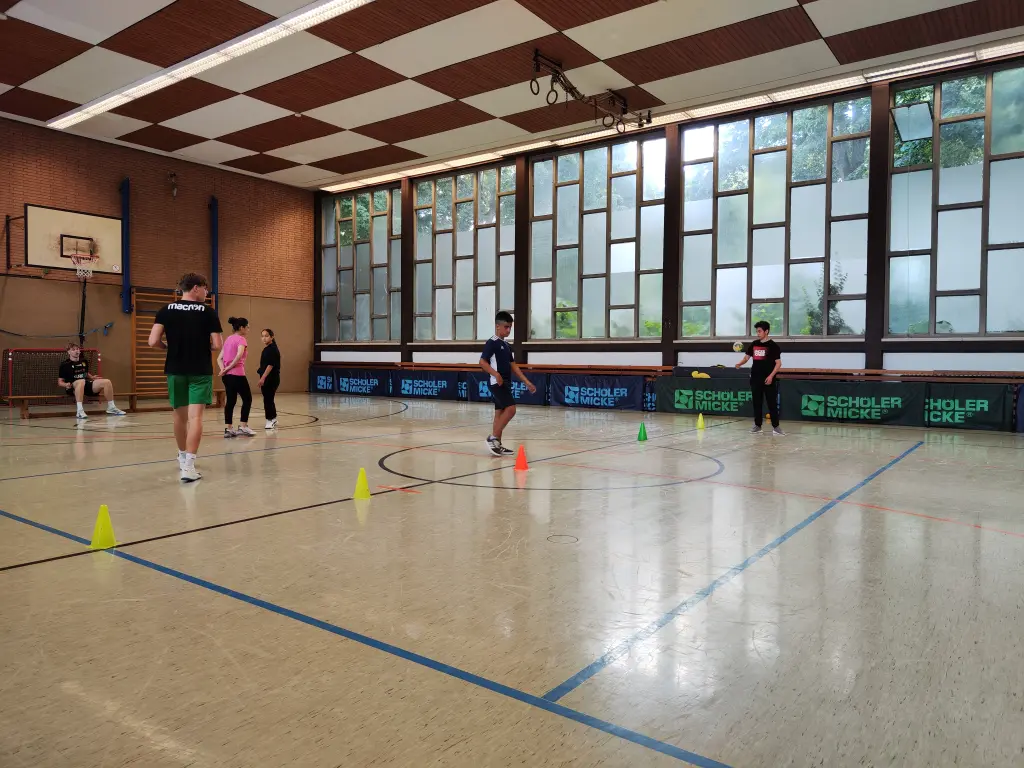 Bild: "Fit & Fun" in der Sporthalle