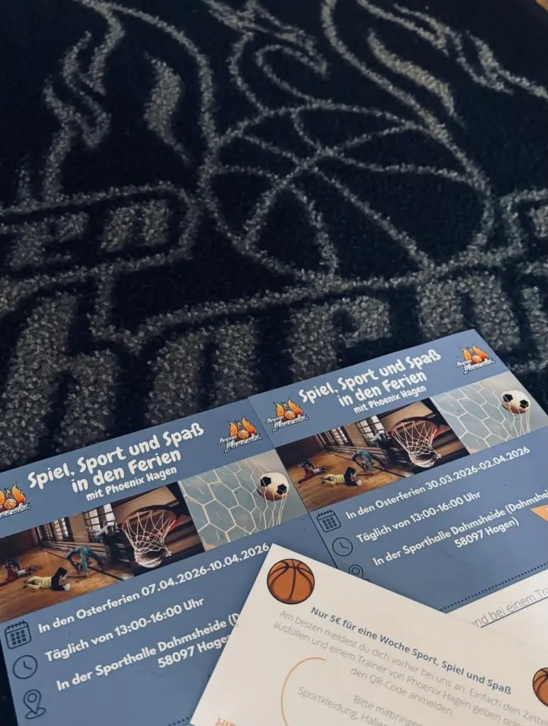 Flyer vom Ferienangebot "Ballspiele mit Phoenix" in den Osterferien