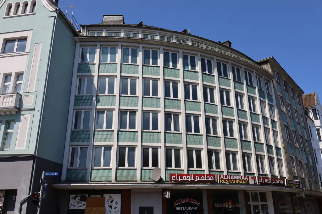 Foto: Ein Haus mit vielen Fenstern