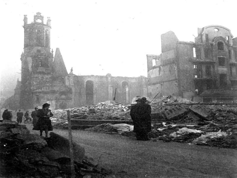 Foto: Zertrümmerte Häuser in Hagen nach dem Zweiten Weltkrieg.