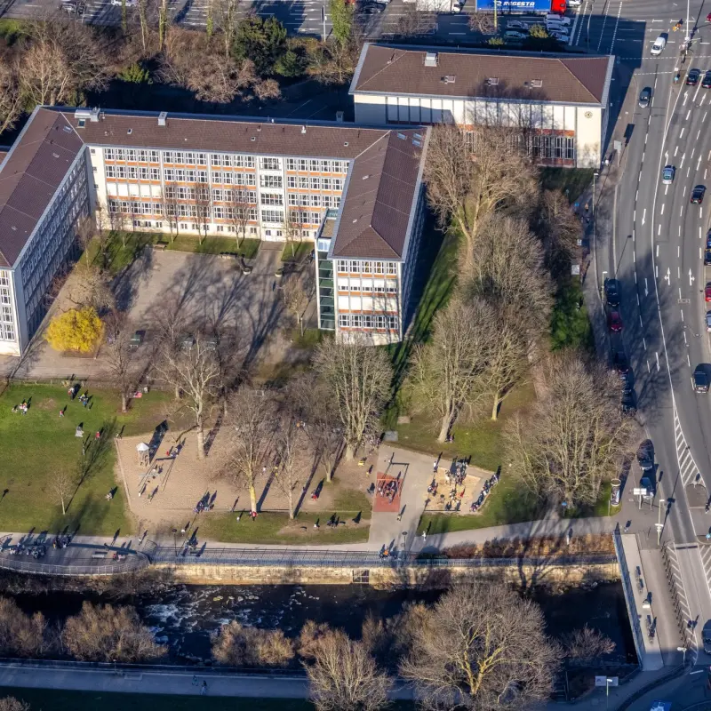 Foto: Luftbild des Ricarda-Huch-Gymnasiums.