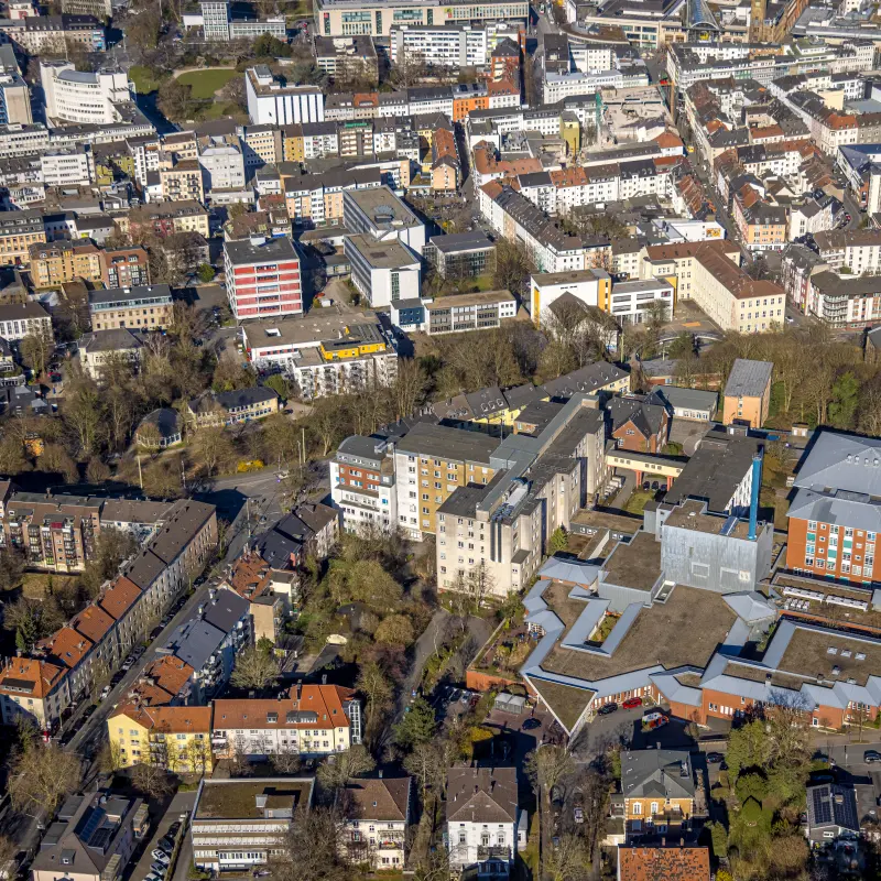 Foto: Luftbild der Hagener Innenstadt und des Agaplesion Klinikums.