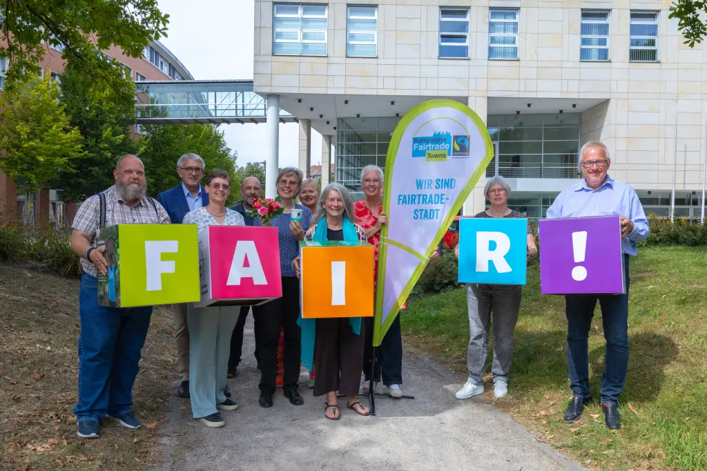 Foto: Gruppenfoto der Steuerungsgruppe „Fairtrade Town Hagen“