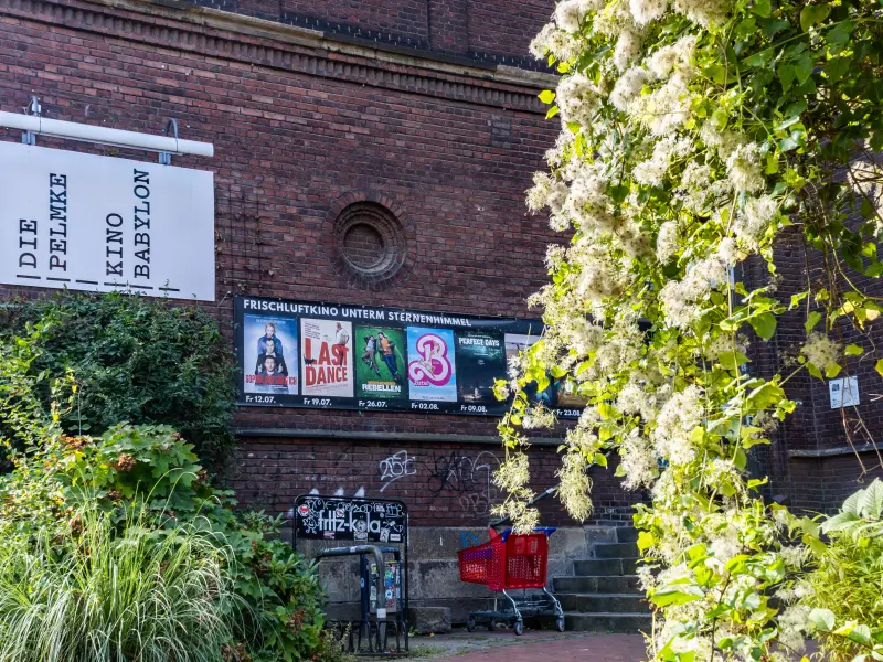 Kirchen & Kino: Ein kleines Stück vom Kuchen