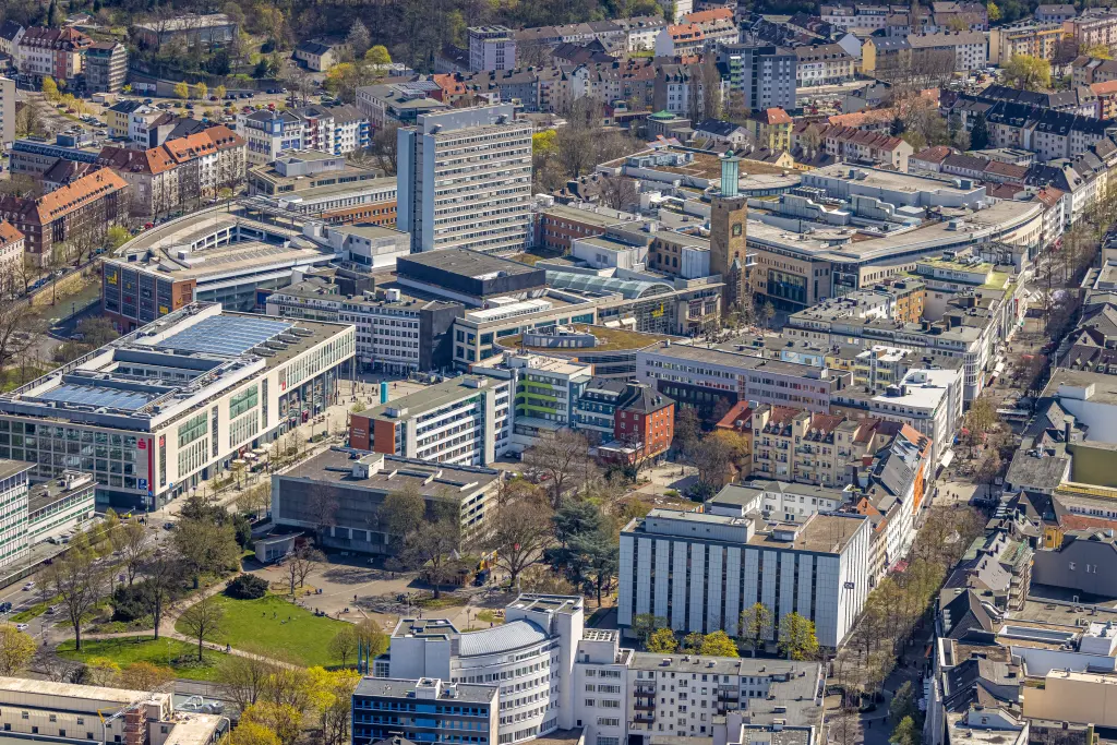 Foto: Die Hagener Innenstadt aus der Vogelperspektive von Rathaus bis Volkspark.