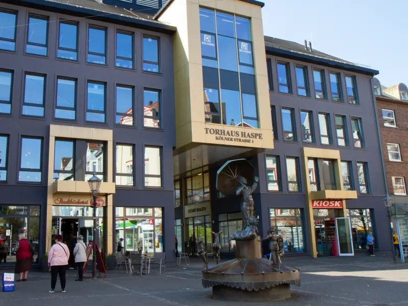 In Haspe ist die Stadtteilbücherei im Torhaus zu finden.