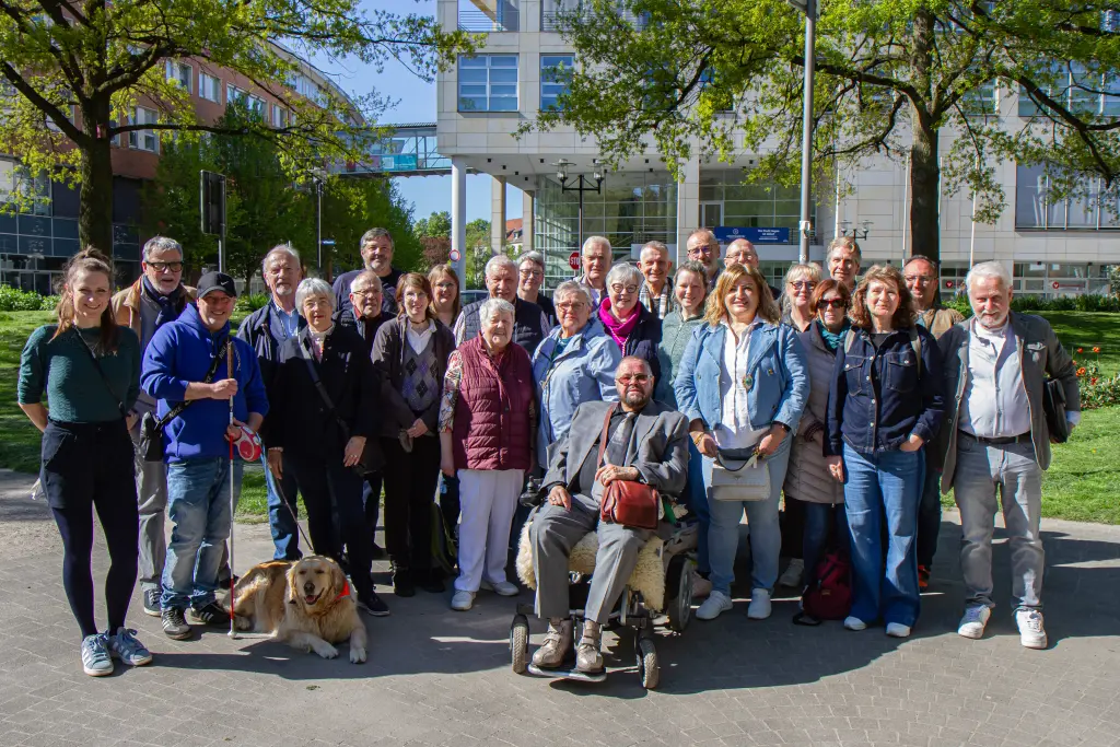 Foto: Ein Gruppenfoto der Mitglieder des Beirates für Menschen mit Behinderungen.