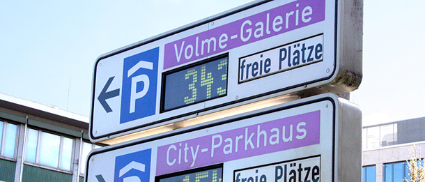 Parkleitsystem: Freie Plätze schnell gefunden. (Foto: Michael Kaub/Stadt Hagen) Parkleitsystem: Freie Plätze schnell gefunden. (Foto: Michael Kaub/Stadt Hagen)