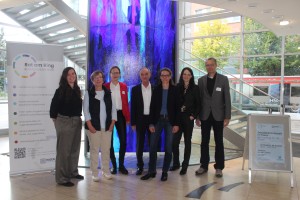 Freuen sich über den Erfolg des Fachtages (v.l.n.r.): Jennifer Anders, Karin Köppen, Prof. Dr. Esther Klees, Detlef Reinke, Martina Soddemann, Dr. Ilga Opterbeck, Axel Groening. (Foto: Annika Weißner/Stadt Hagen)