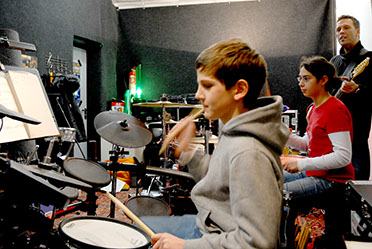 Die städtische Musikschule bietet Unterricht für Kinder, Jugendliche und Erwachsene.