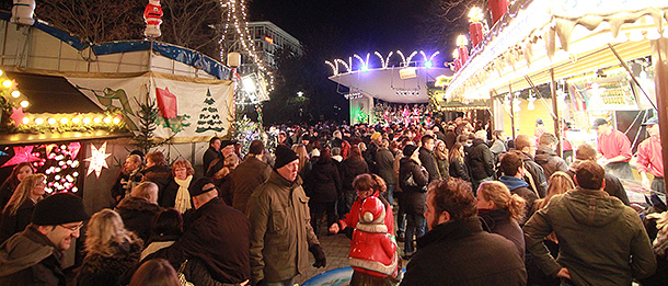 Der Hagener Weihnachtsmarkt lockt wieder viele Besucherinnen und Besucher in die Innenstadt. Foto: Michael Kaub/Stadt Hagen