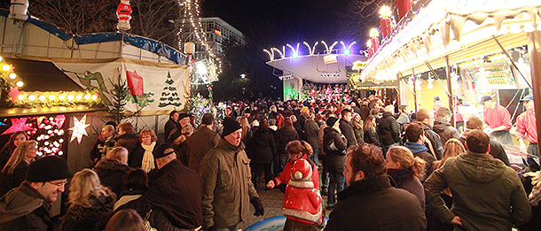 Der Hagener Weihnachtsmarkt lockt wieder viele Besucherinnen und Besucher in die Innenstadt. Foto: Michael Kaub/Stadt Hagen Der Hagener Weihnachtsmarkt lockt wieder viele Besucherinnen und Besucher in die Innenstadt. Foto: Michael Kaub/Stadt Hagen