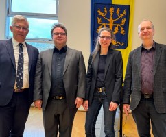 v.l.: Oberbürgermeister Erik O. Schulz, der designierte neue Intendant des Hagener Theaters, Soren Schuhmacher, Martina Soddemann und Dr. Thomas Brauers. (Foto: Thomas Bleicher/Stadt Hagen)