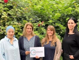 (v.l.n.r.) Jamila Hamoudi, Alexandra Hümmerich, Jill Manietta und Nina Gerdes (alle vom städtischen Beratungszentrum Rat am Ring) kümmern sich um den präventiven Kinderschutz. (Foto: Rat am Ring)