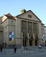 Der Spaziergang zum 150. Geburtstag von Karl Ernst Osthaus startet am Hagener Stadttheater. (Foto: Karsten-Thilo Raab/Stadt Hagen)