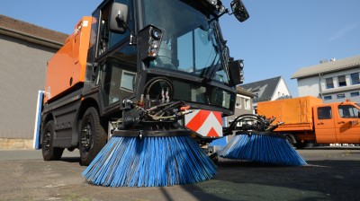 Die Straßenreinigung im Stadtgebiet wird vom HEB übernommen. (Foto: HEB) Die Straßenreinigung im Stadtgebiet wird vom HEB übernommen. (Foto: HEB)