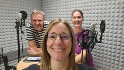 v.l.: Michael Kaub, Charlien Schmitt und Jana Kunze im Studio. (Foto: Charlien Schmitt/Stadt Hagen) v.l.: Michael Kaub, Charlien Schmitt und Jana Kunze im Studio. (Foto: Charlien Schmitt/Stadt Hagen)