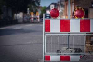 Die Fußgängerbrücke zwischen Gneisenau- und Beethovenstraße muss gesperrt werden. (Foto: mpix-foto/AdobeStock)