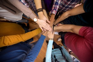Vielfalt ist in der Gesellschaft eine Realität und eine wertvolle Ressource, um miteinander zu wachsen. (Foto: Lucky Business/shutterstock)